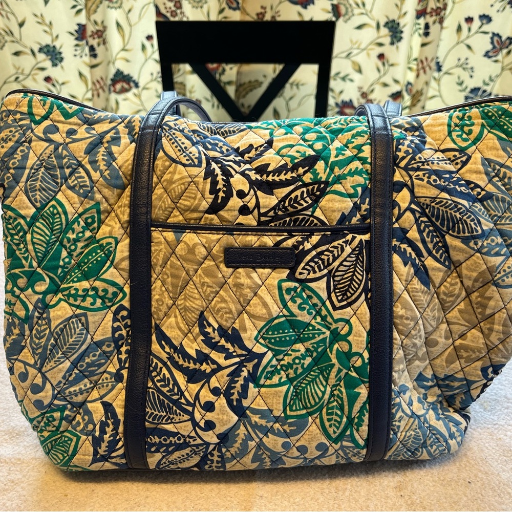 Vera Bradley Small Vera Tote